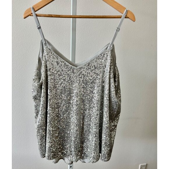 Torrid Tank Top SZ 0 Silver Sequin V-Neck Sparkly Going Out Festival Disco-core - Picture 9 of 10